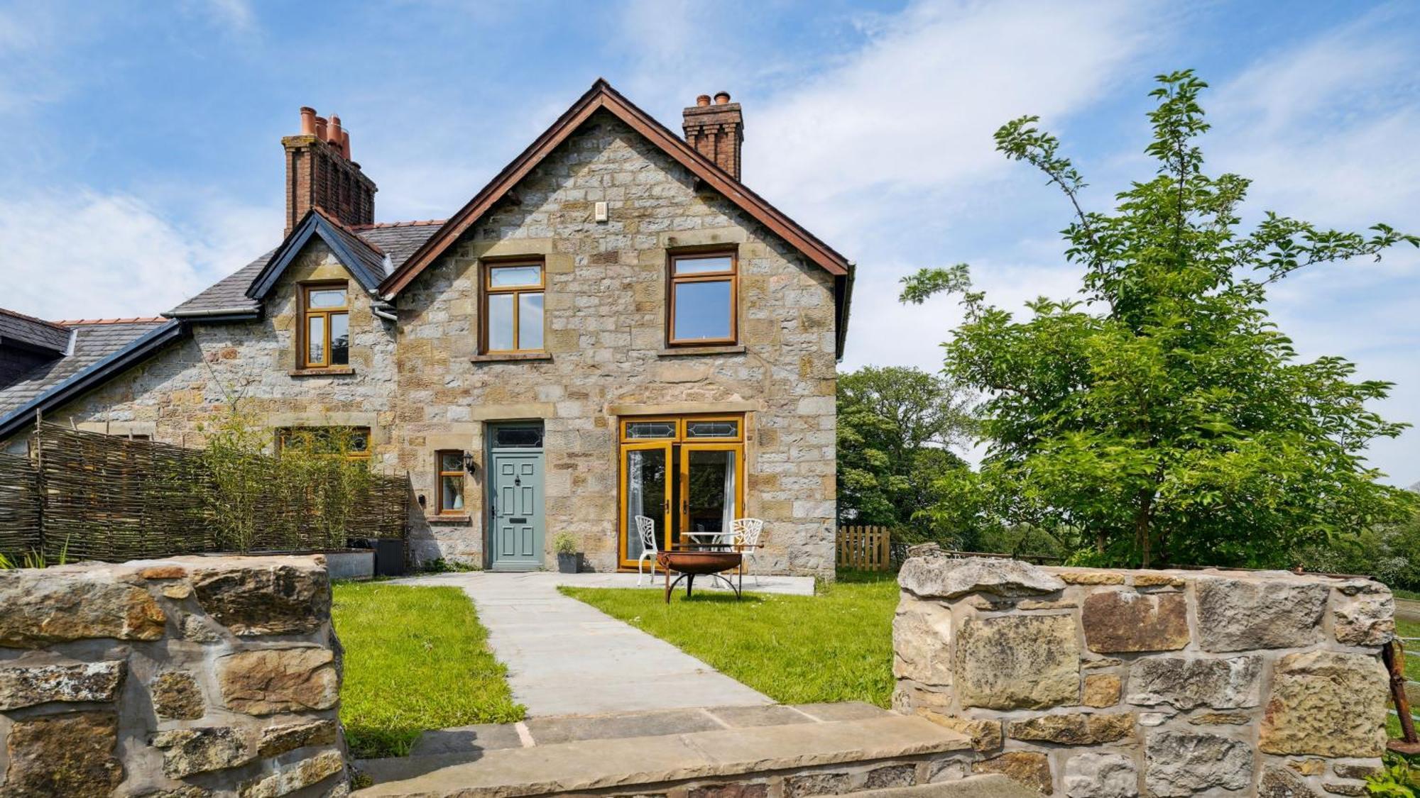 Tranquil Countryside Cottage For Two Wrexham Extérieur photo