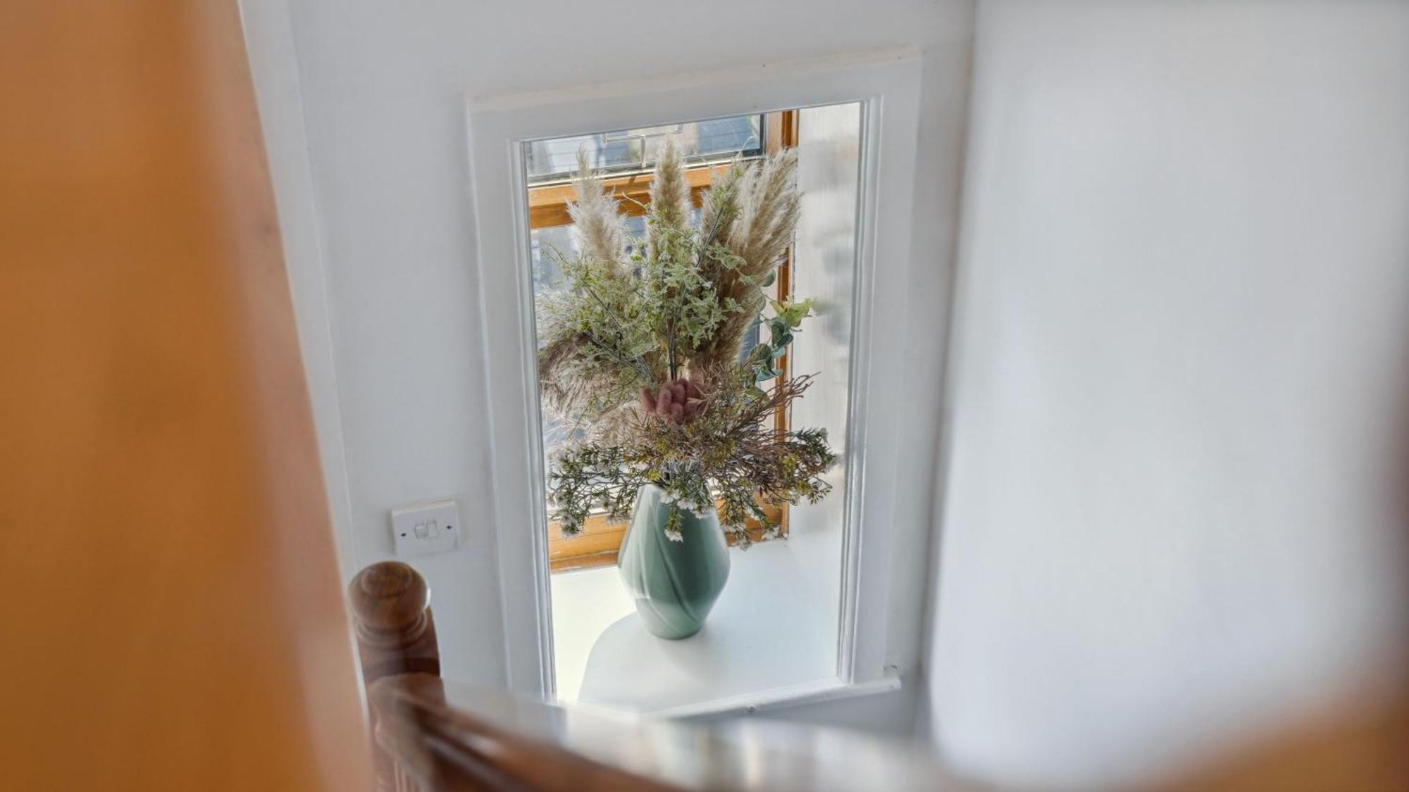 Tranquil Countryside Cottage For Two Wrexham Extérieur photo